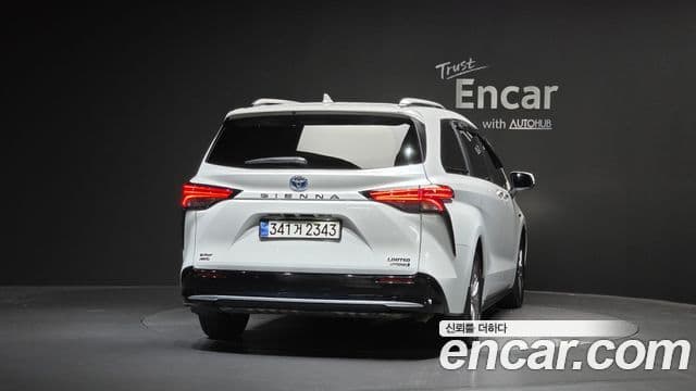 Toyota Sienna 2023 — Şəkil 4/20