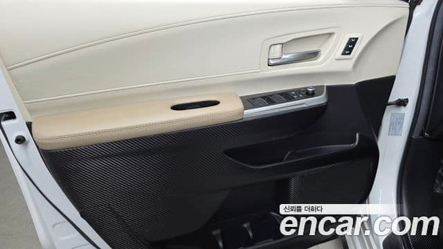 Toyota Sienna 2023 — Photo 12/30