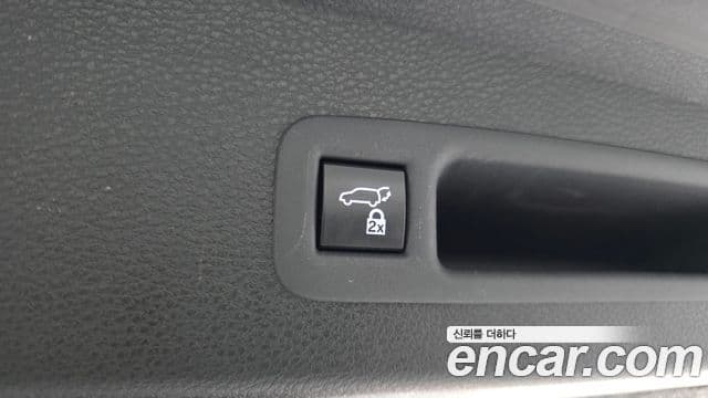 Toyota Sienna 2023 — Photo 21/30