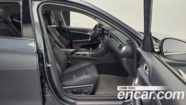 Genesis G70 2018 — ფოტო 11/20
