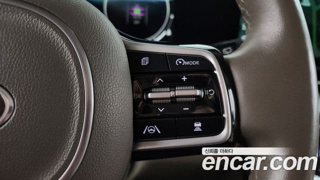 Kia Carnival 2020 — Фото 16/20