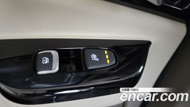 Kia Carnival 2020 — Photo 26/35