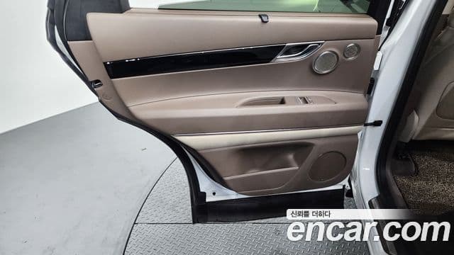 Genesis GV80 2022 — Photo 26/35