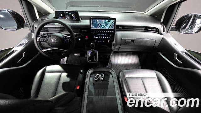 Hyundai Staria 2021 — ფოტო 10/20