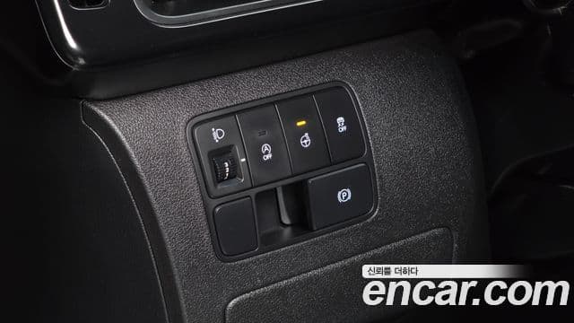 Hyundai Staria 2021 — фото 15 из 20