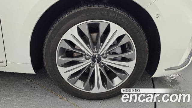 Kia K8 2024 — ფოტო 5/20