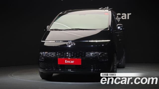 Hyundai Staria 2023 — Şəkil 3/20