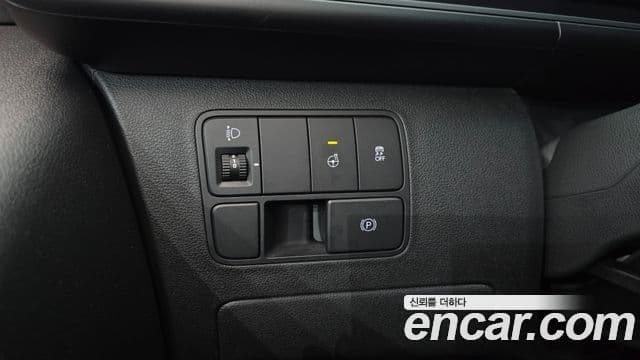 Hyundai Staria 2023 — Şəkil 17/20