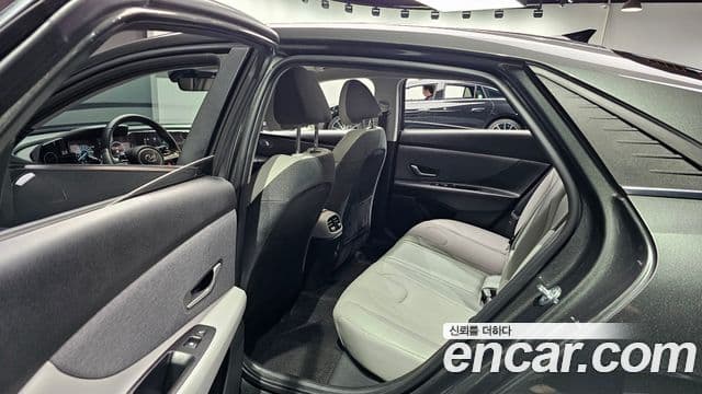 Hyundai Avante 2023 — ფოტო 11/20
