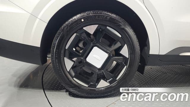 Kia Carnival 2025 — ფოტო 5/20