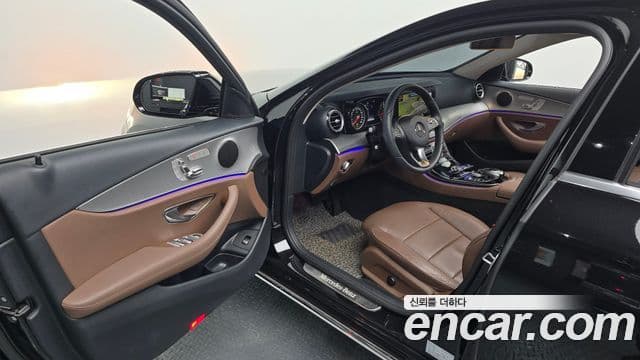 Mercedes-Benz E-Class 2018 — ფოტო 9/20
