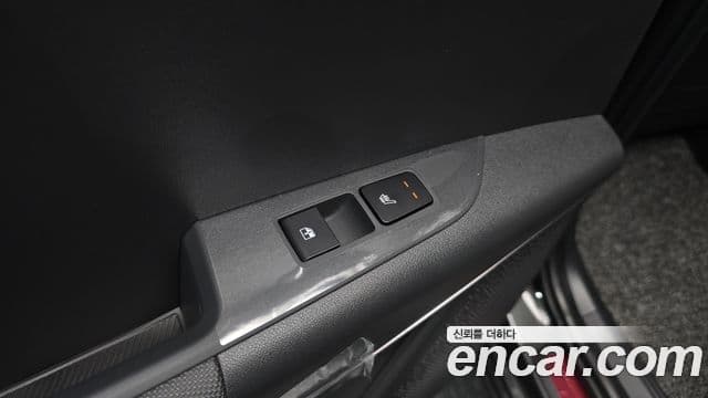 Kia Niro 2025 — Şəkil 19/20