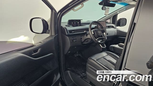 Hyundai Staria 2024 — Şəkil 10/20
