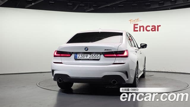BMW 3 Series 2021 — ფოტო 4/20