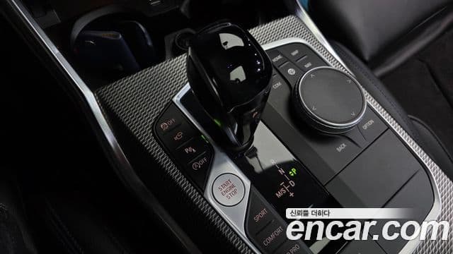 BMW 3 Series 2021 — ფოტო 9/20