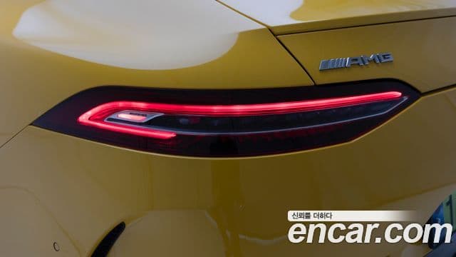 Mercedes-Benz AMG GT 2023 — Şəkil 8/20