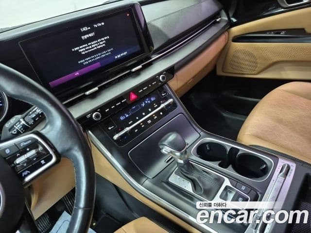 Kia Carnival 2021 — Şəkil 8/18