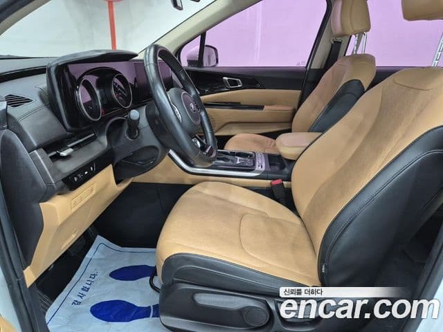 Kia Carnival 2021 — Şəkil 14/18