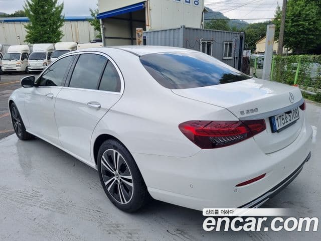 Mercedes-Benz E-Class 2021 — Şəkil 4/19