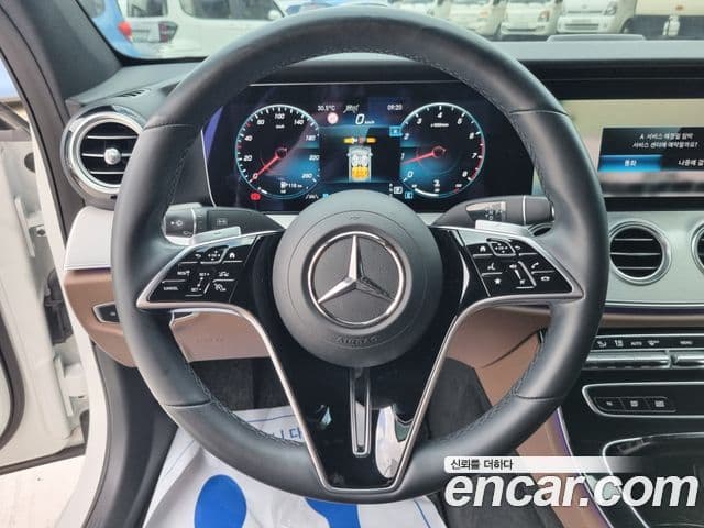 Mercedes-Benz E-Class 2021 — Şəkil 10/19
