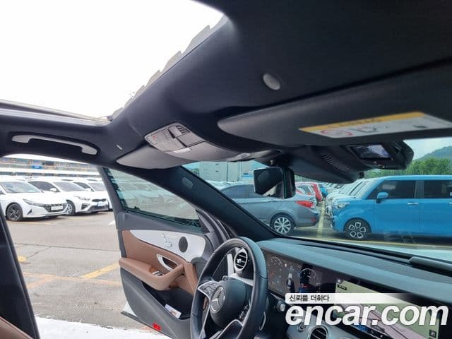 Mercedes-Benz E-Class 2021 — Şəkil 18/19