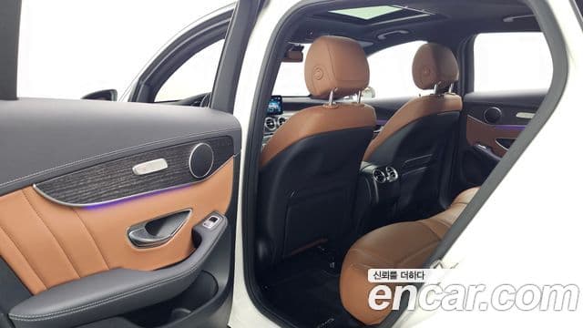 Mercedes-Benz GLC-Class 2023 — Şəkil 17/20