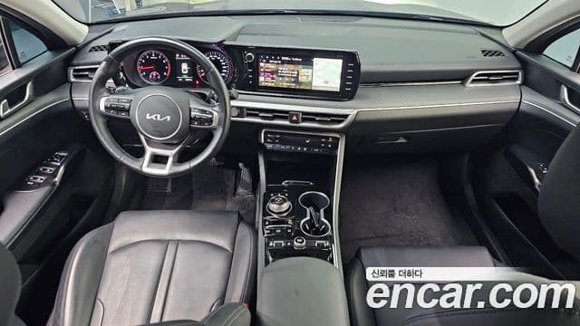 Kia K5 2022 — ფოტო 7/20