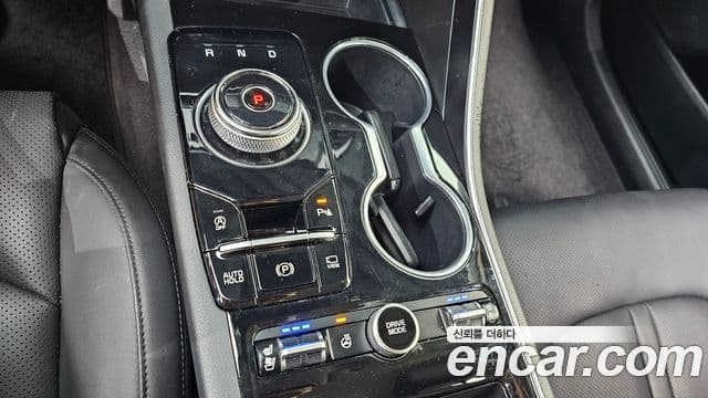 Kia K5 2022 — ფოტო 9/20