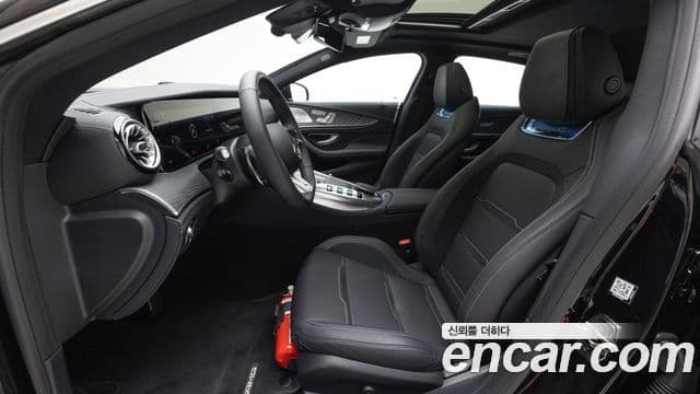 Mercedes-Benz AMG GT 2025 — ფოტო 15/20