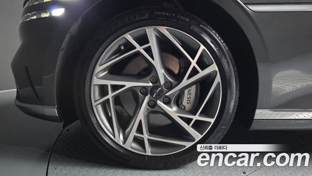 Genesis G90 2022 — ფოტო 5/20