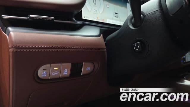 Genesis G90 2022 — Photo 15/34