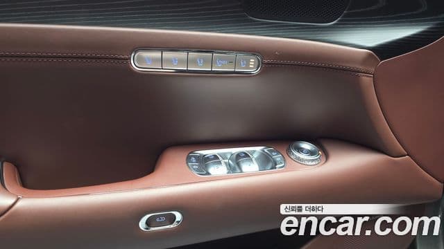 Genesis G90 2022 — Photo 9/34