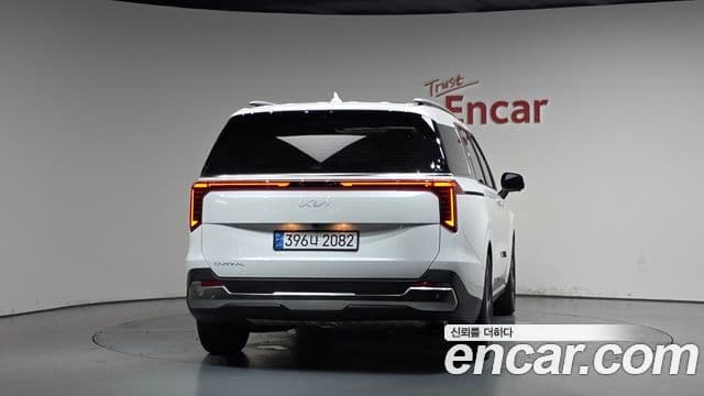 Kia Carnival 2024 — Şəkil 4/20