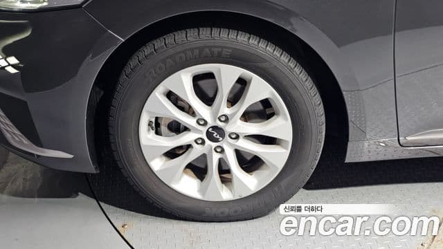 Kia K8 2022 — ფოტო 5/20