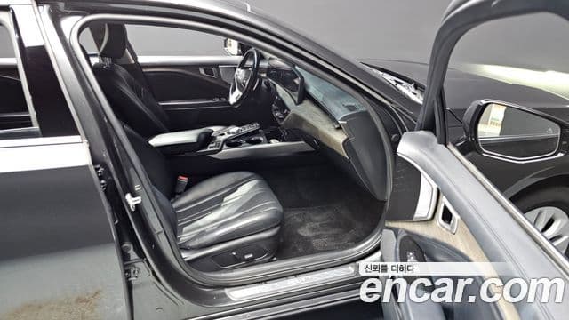 Kia K8 2022 — Photo 14/30