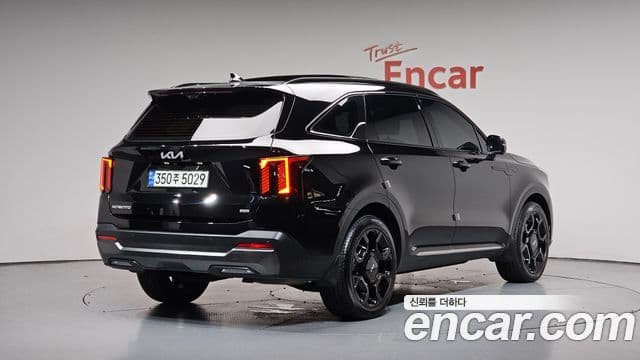 Kia Sorento 2023 — Şəkil 2/20