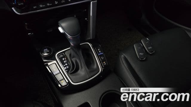 Kia Seltos 2019 — фото 9 из 20