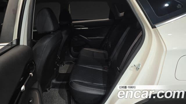 Kia Seltos 2019 — фото 12 из 20