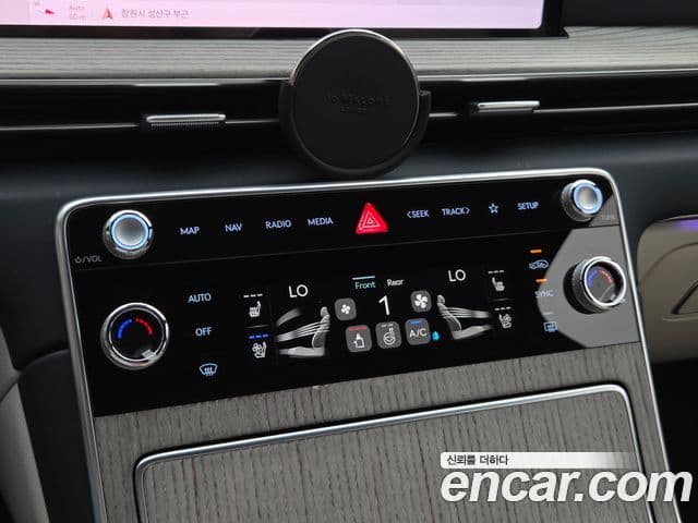Genesis GV80 2024 — ფოტო 14/20