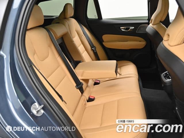 Volvo V60 Cross Country 2024 — Şəkil 12/20