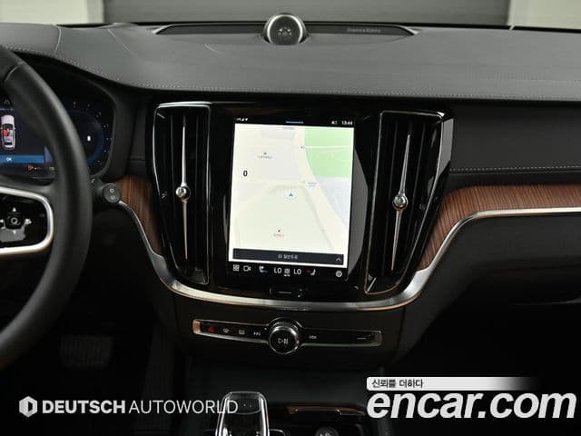 Volvo V60 Cross Country 2024 — Şəkil 14/20