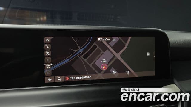 Kia Seltos 2024 — ფოტო 17/20