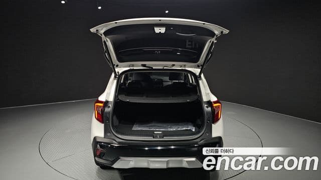Kia Seltos 2024 — ფოტო 20/20