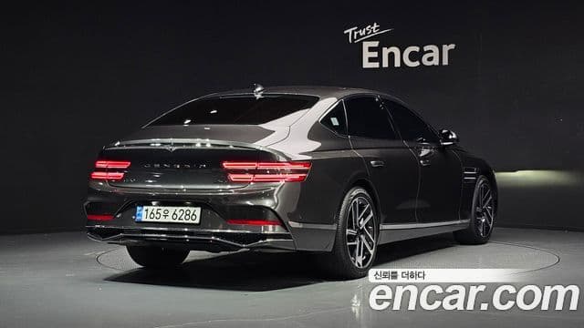 Genesis G80 2024 — Photo 14/30