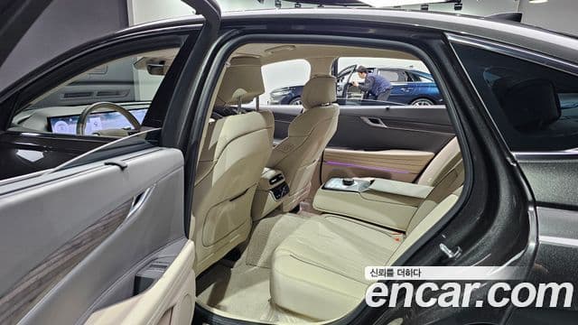 Genesis G80 2024 — Photo 11/30