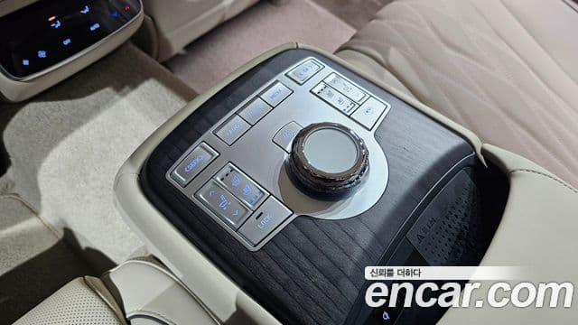 Genesis G80 2024 — Photo 7/30