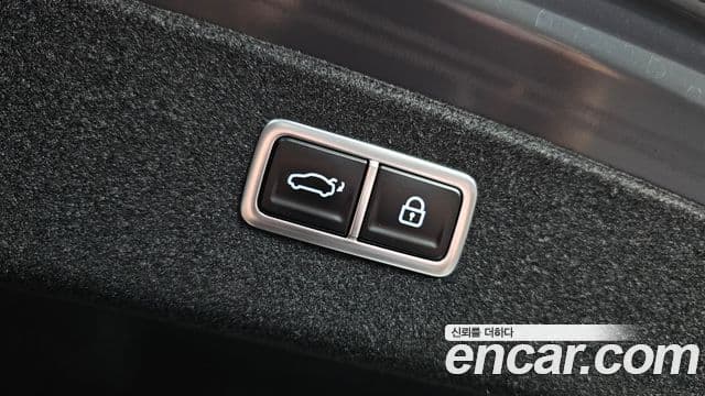 Genesis G80 2024 — Photo 15/30
