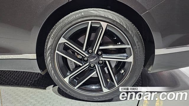 Genesis G80 2024 — Photo 10/30