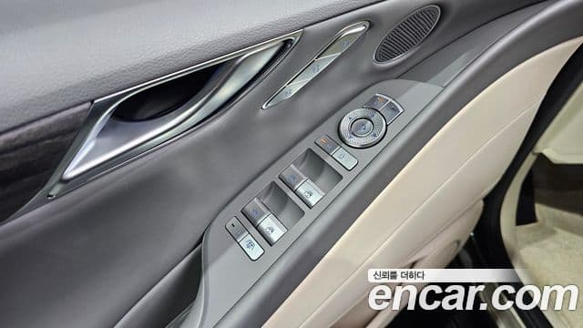 Genesis G80 2024 — Photo 12/30