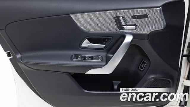 Mercedes-Benz A-Class 2021 — Şəkil 11/19